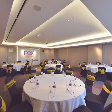 Fox Hotel Pekanbaru Esterno foto