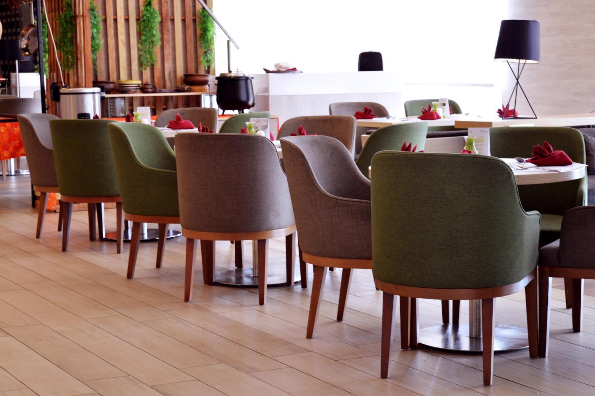 Fox Hotel Pekanbaru Esterno foto