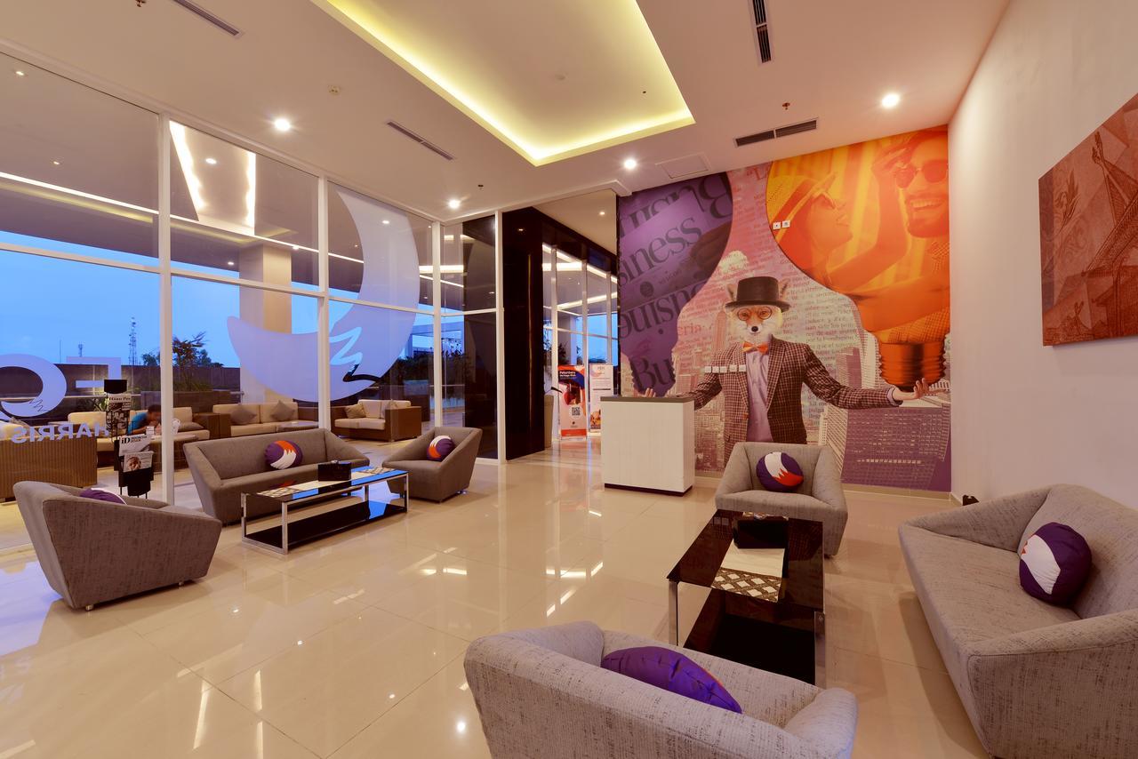 Fox Hotel Pekanbaru Esterno foto