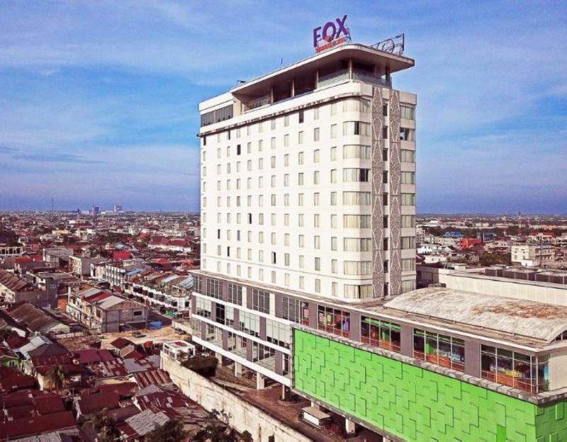 Fox Hotel Pekanbaru Esterno foto
